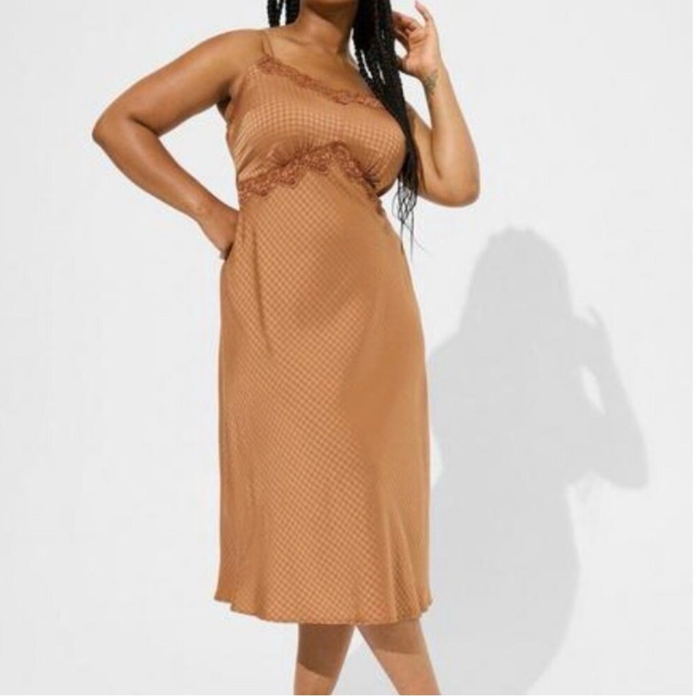 Torrid Tan Lace-Trim Maxi Dress